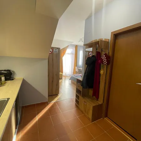 Apartament Your Place